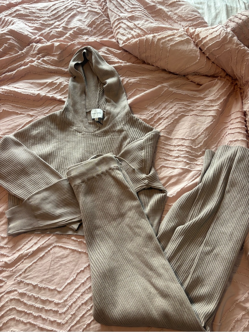 Pink Rose Ribbed Hoodie and Joggers Set in Taupe